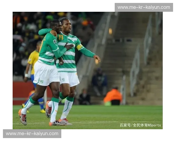 荣耀与时代的碰撞:当大连遇上恒大,中国足球最热血的“豪门恩怨录” 荣耀与时代的碰撞:当大连遇上恒大,中国足球最热血的“豪门恩怨录”